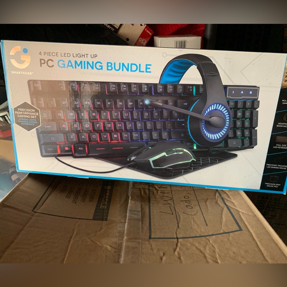 Smartgear 4 Piece LED PC Gaming Bundle Keyboard + Headphones W/Mic + Mouse + Pad